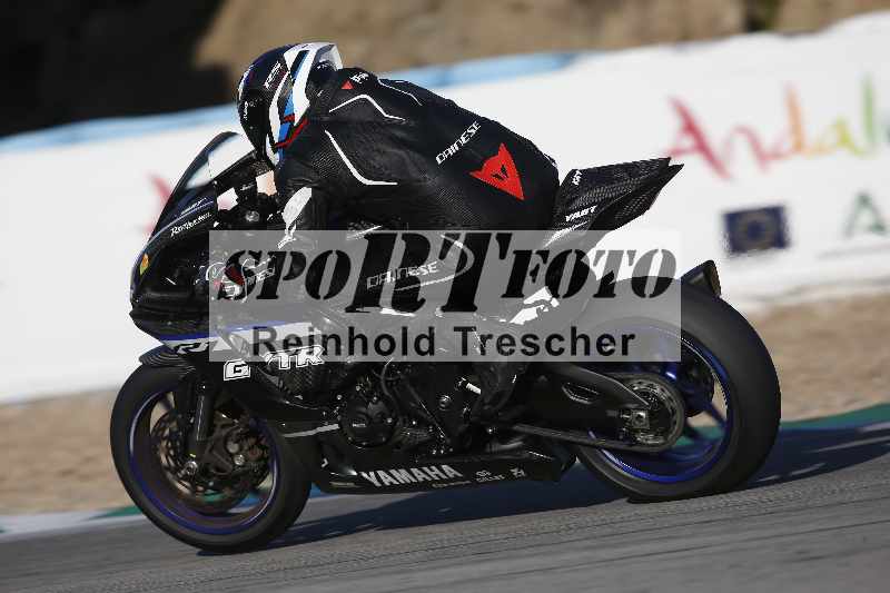 /Archiv-2024/02 29.01.-02.02.2024 Moto Center Thun Jerez/Gruppe rot-red/backside